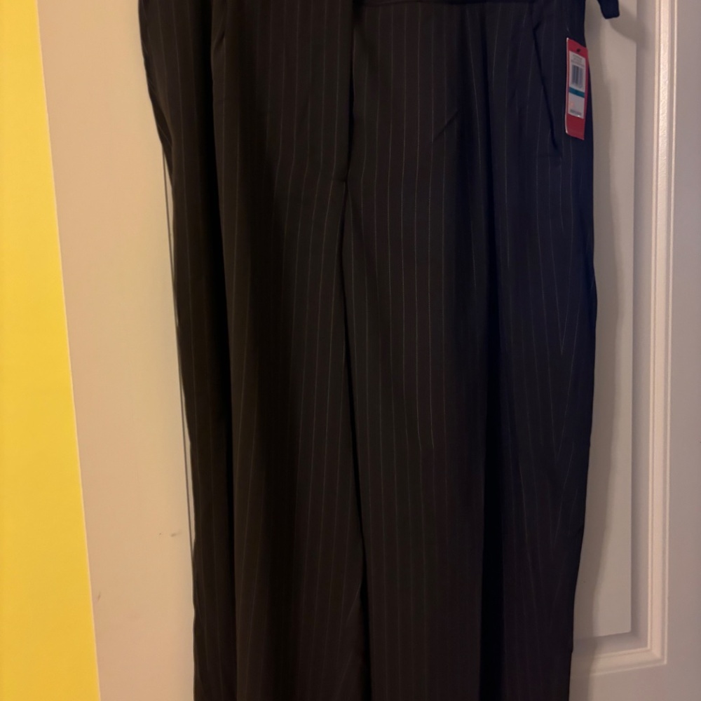 CUTE VINCE CAMUTO PANTS